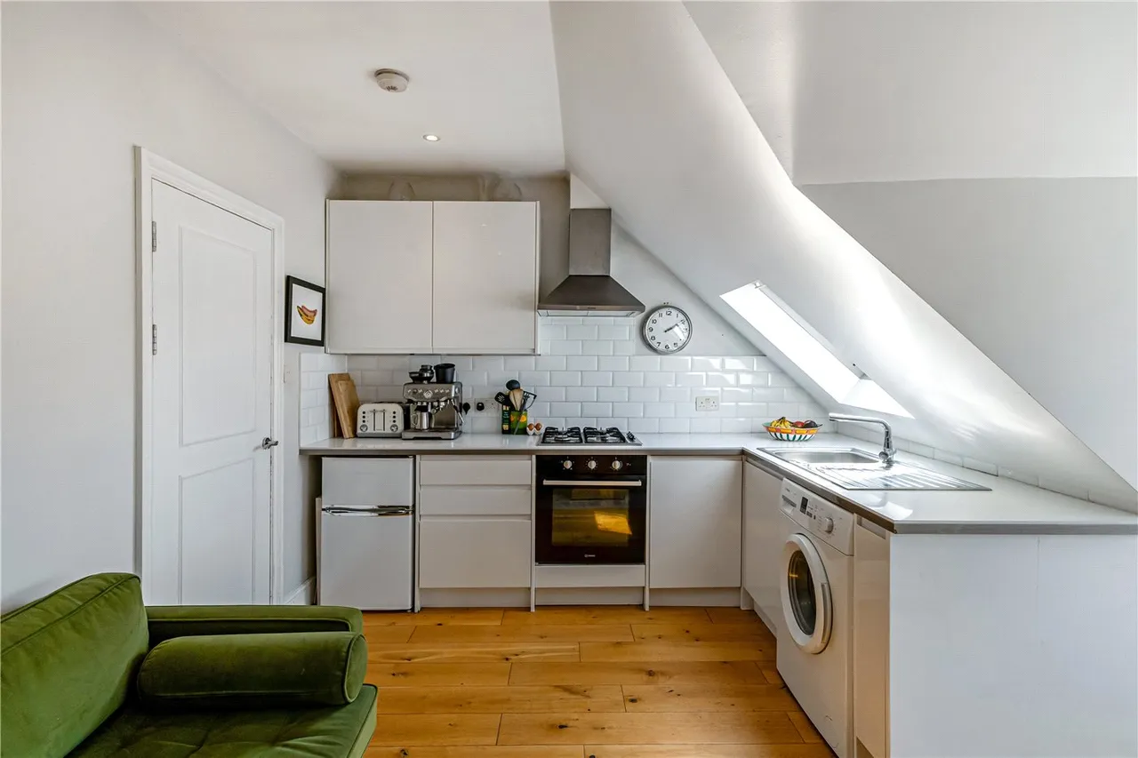 Marney Road, London, SW11, photo 7