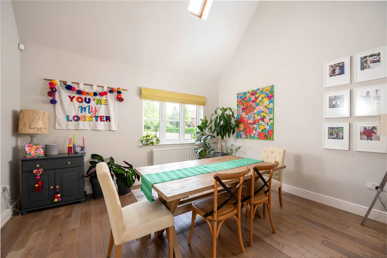 Woodall Close, Middleton, MK10, photo 6