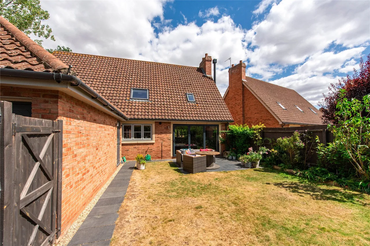 Woodall Close, Middleton, MK10, photo 16