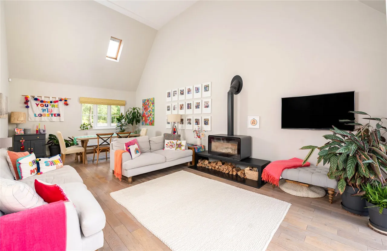 Woodall Close, Middleton, MK10, photo 5