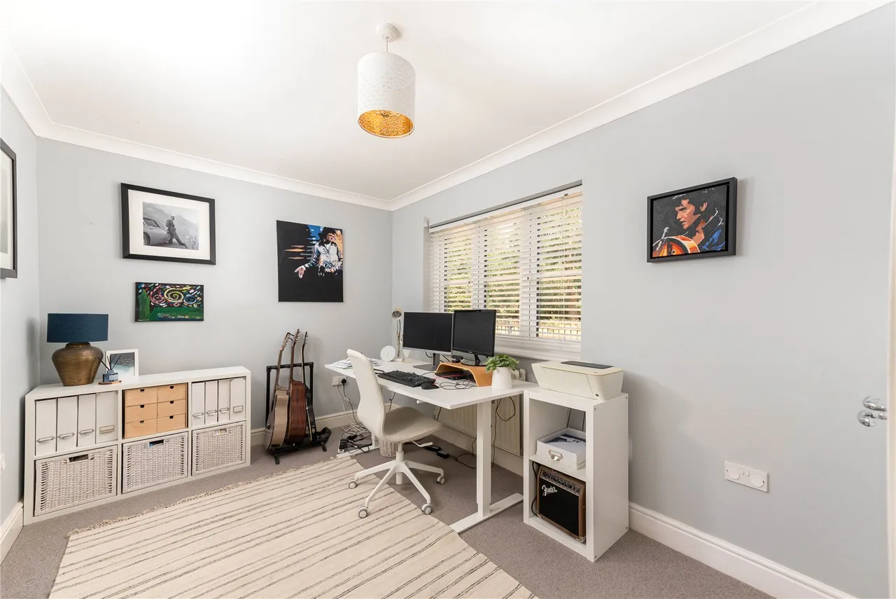 Woodall Close, Middleton, MK10, photo 8
