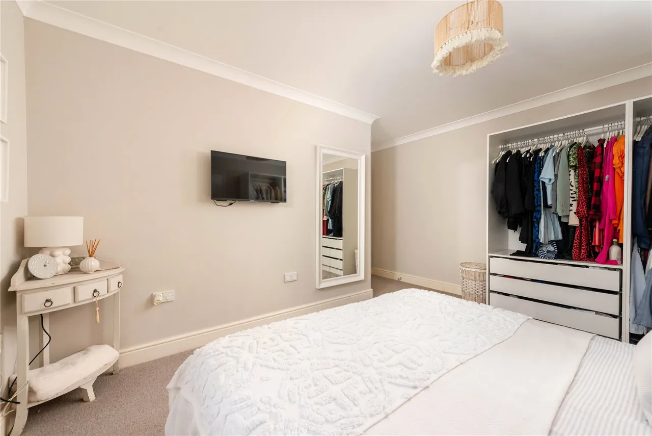 Woodall Close, Middleton, MK10, photo 9