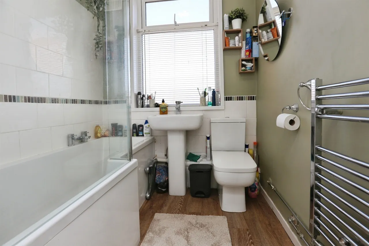 Hastings Avenue, Gosport, photo 12