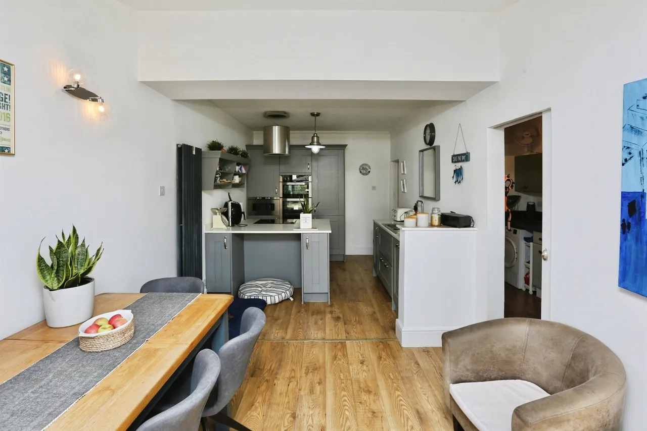Hastings Avenue, Gosport, photo 6