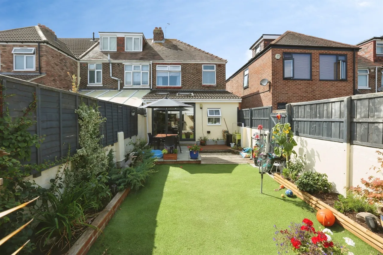 Hastings Avenue, Gosport, photo 8