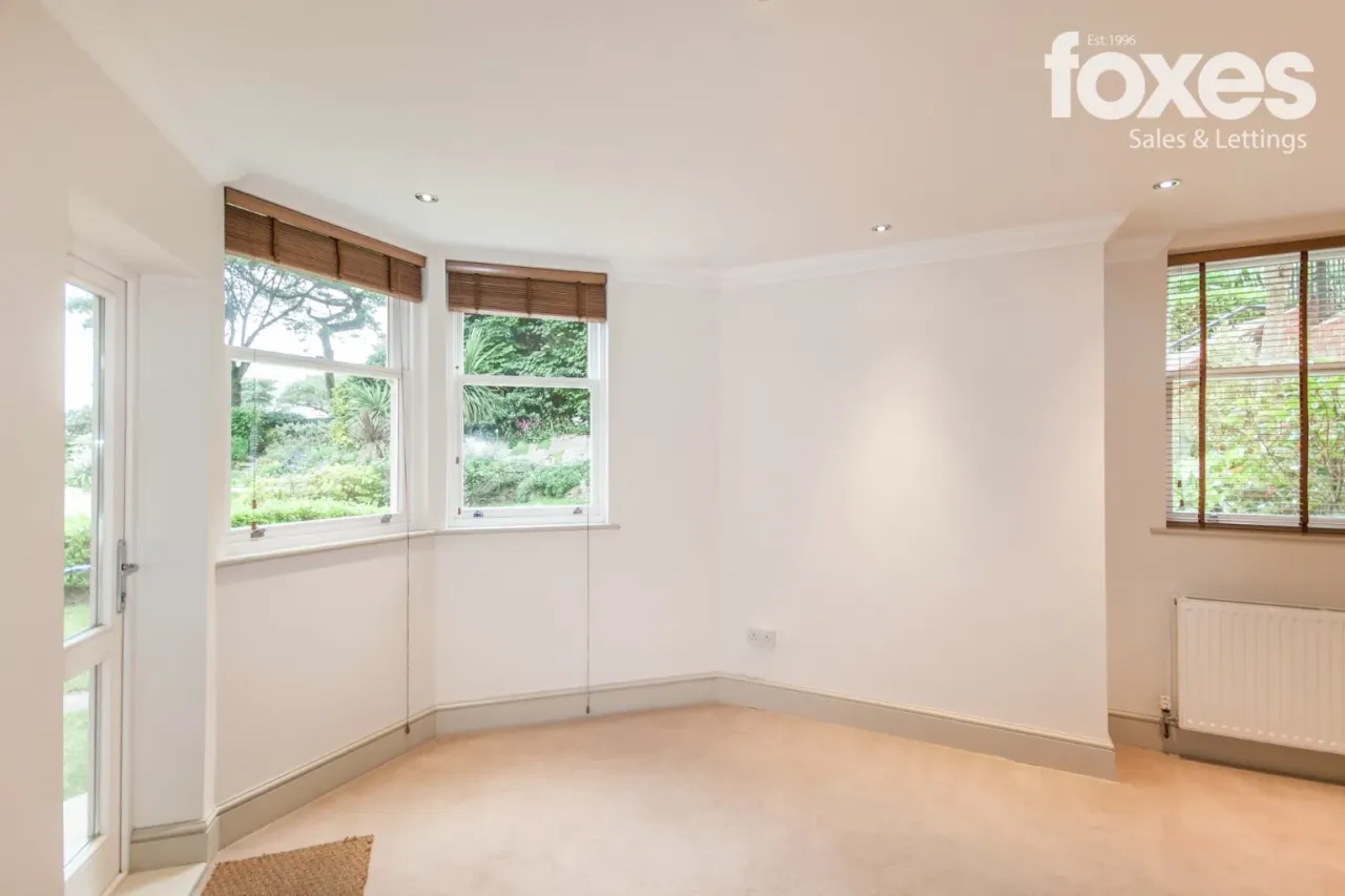 West Cliff Gardens, Bournemouth, BH2, photo 20