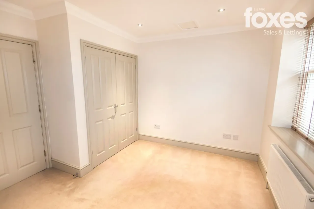 West Cliff Gardens, Bournemouth, BH2, photo 22