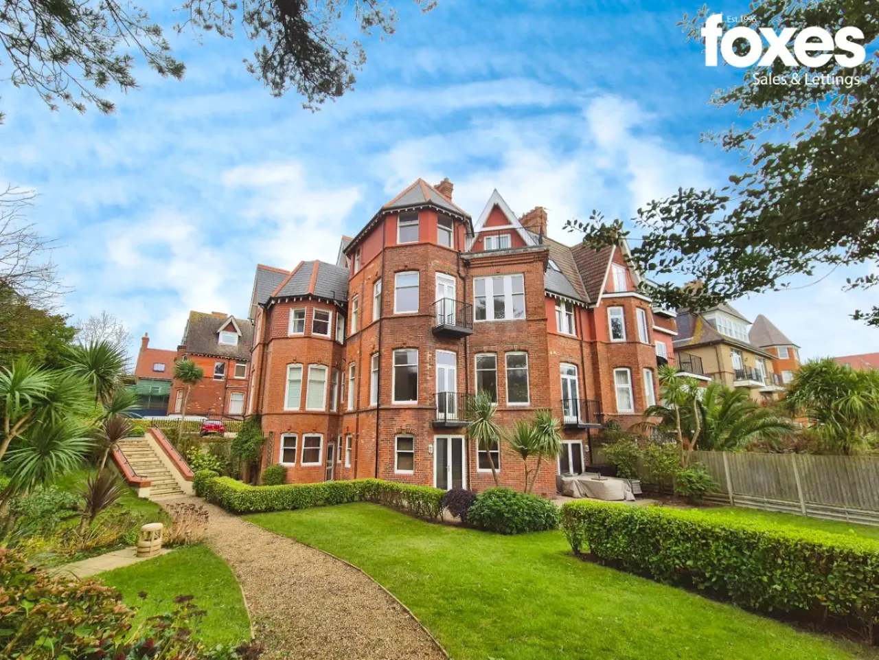 2 bed flat to rent, West Cliff Gardens, Bournemouth, BH2