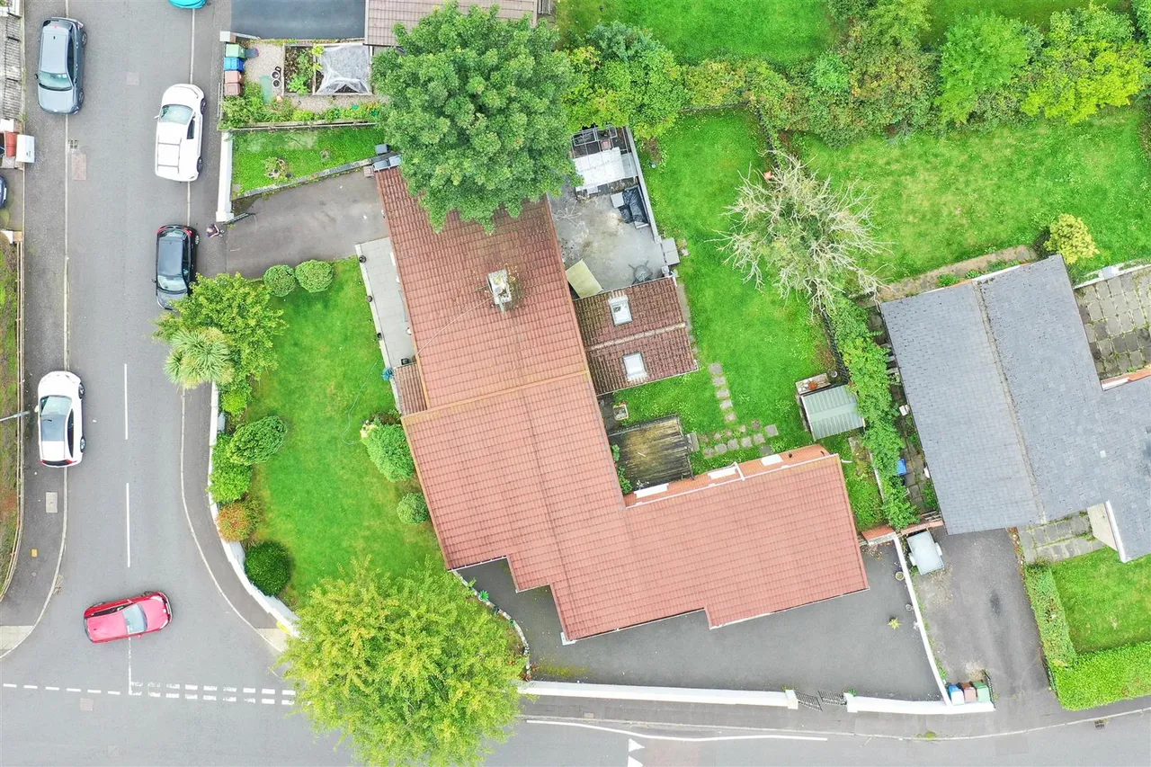 Stewartstown Road, Dunmurry, BT17, photo 37
