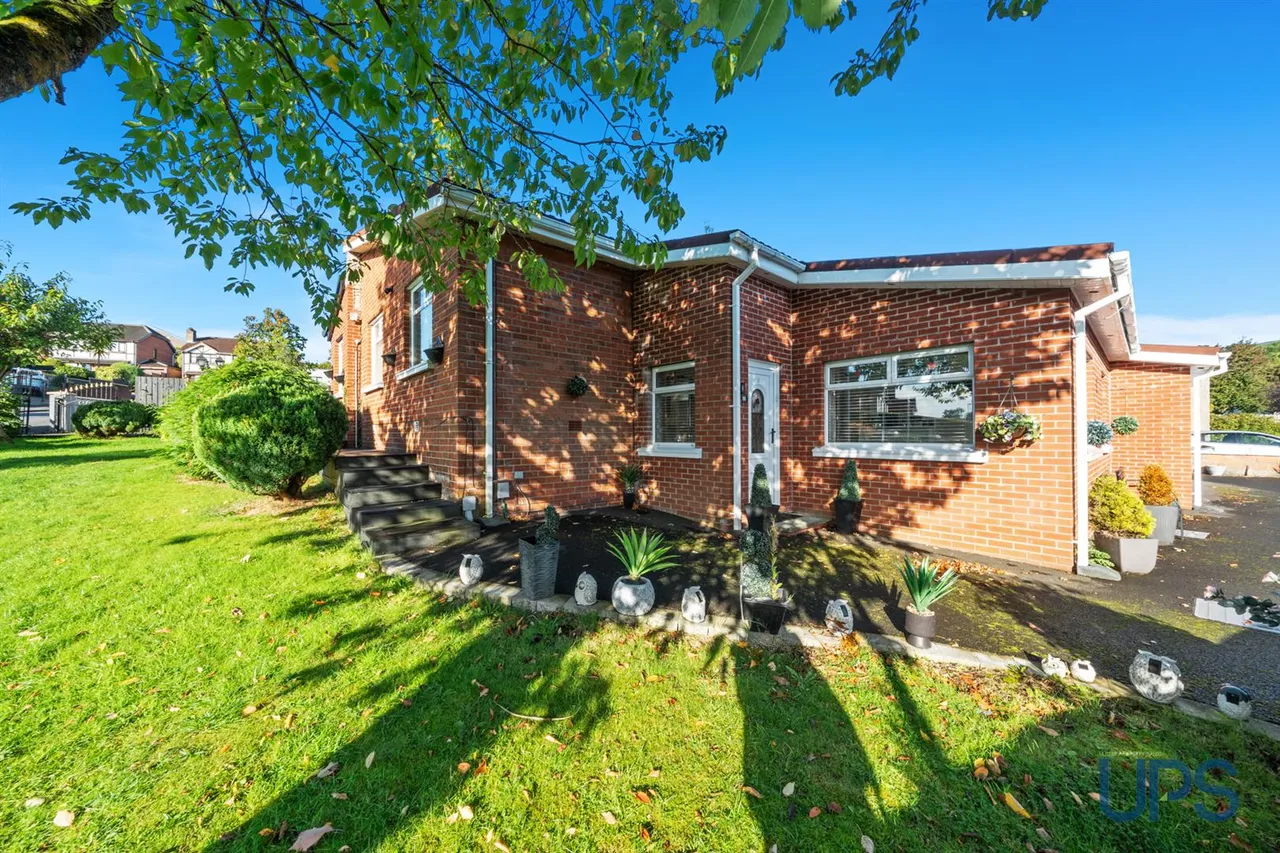 Stewartstown Road, Dunmurry, BT17, photo 33