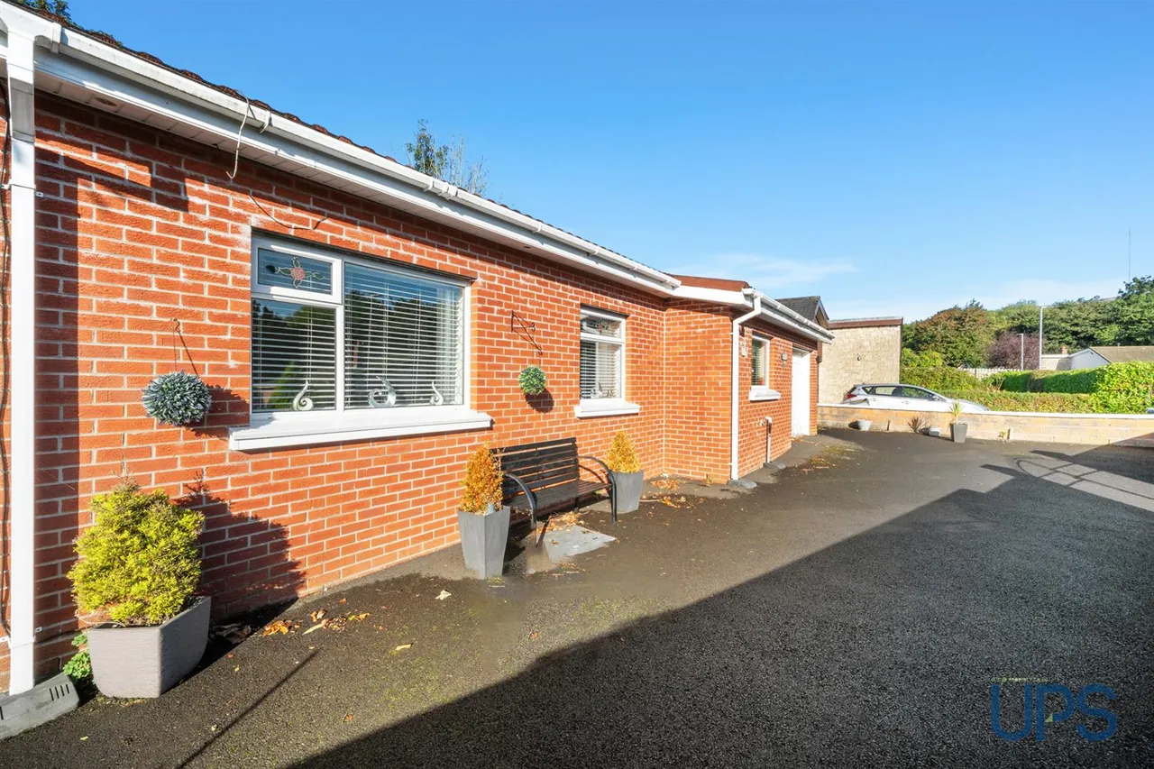 Stewartstown Road, Dunmurry, BT17, photo 31