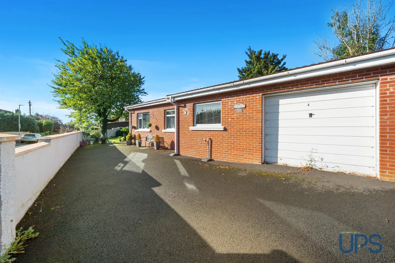 Stewartstown Road, Dunmurry, BT17, photo 32