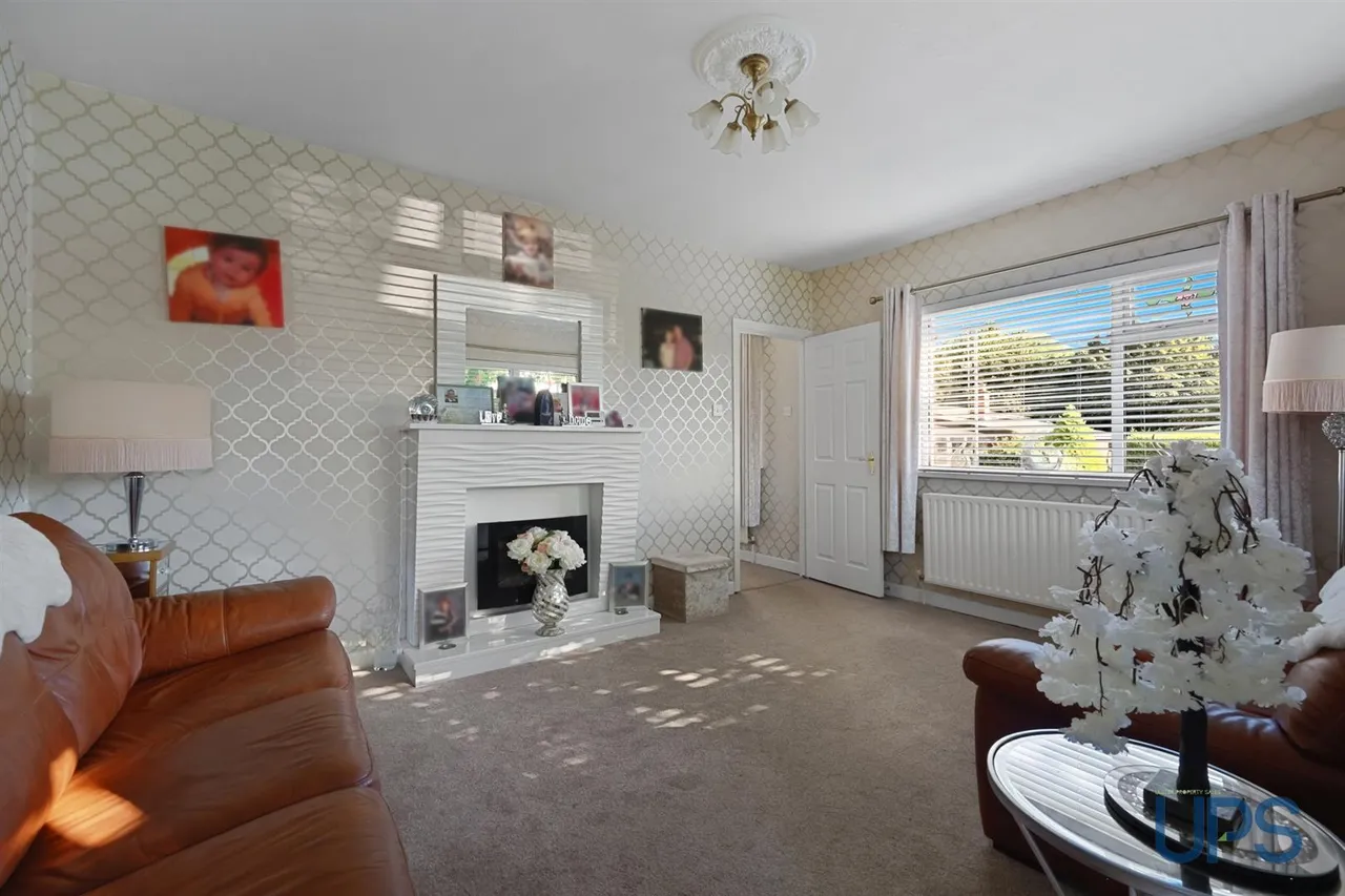Stewartstown Road, Dunmurry, BT17, photo 21