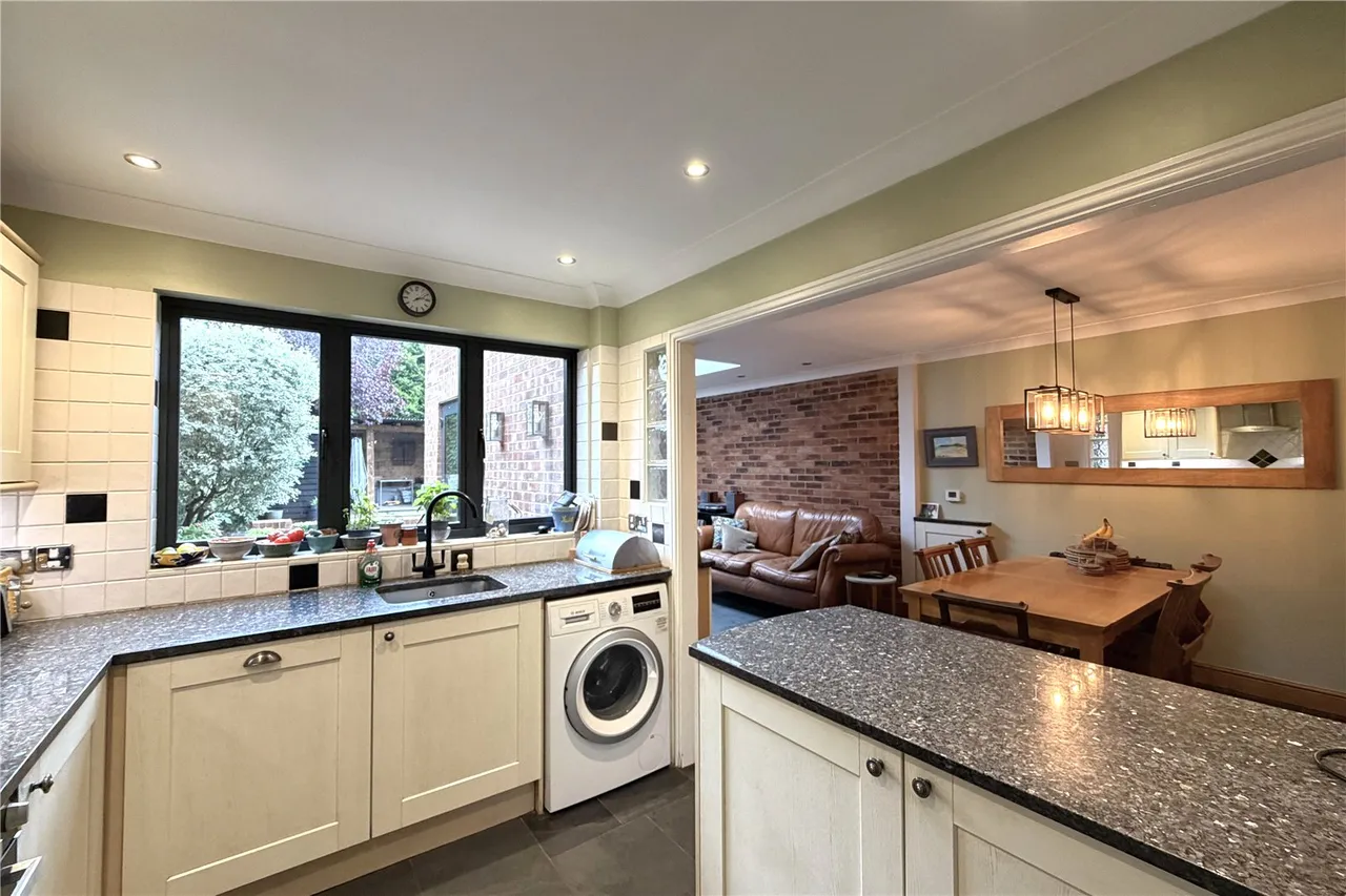 Oaklea, Ash Vale, Surrey, GU12 5HP, photo 13
