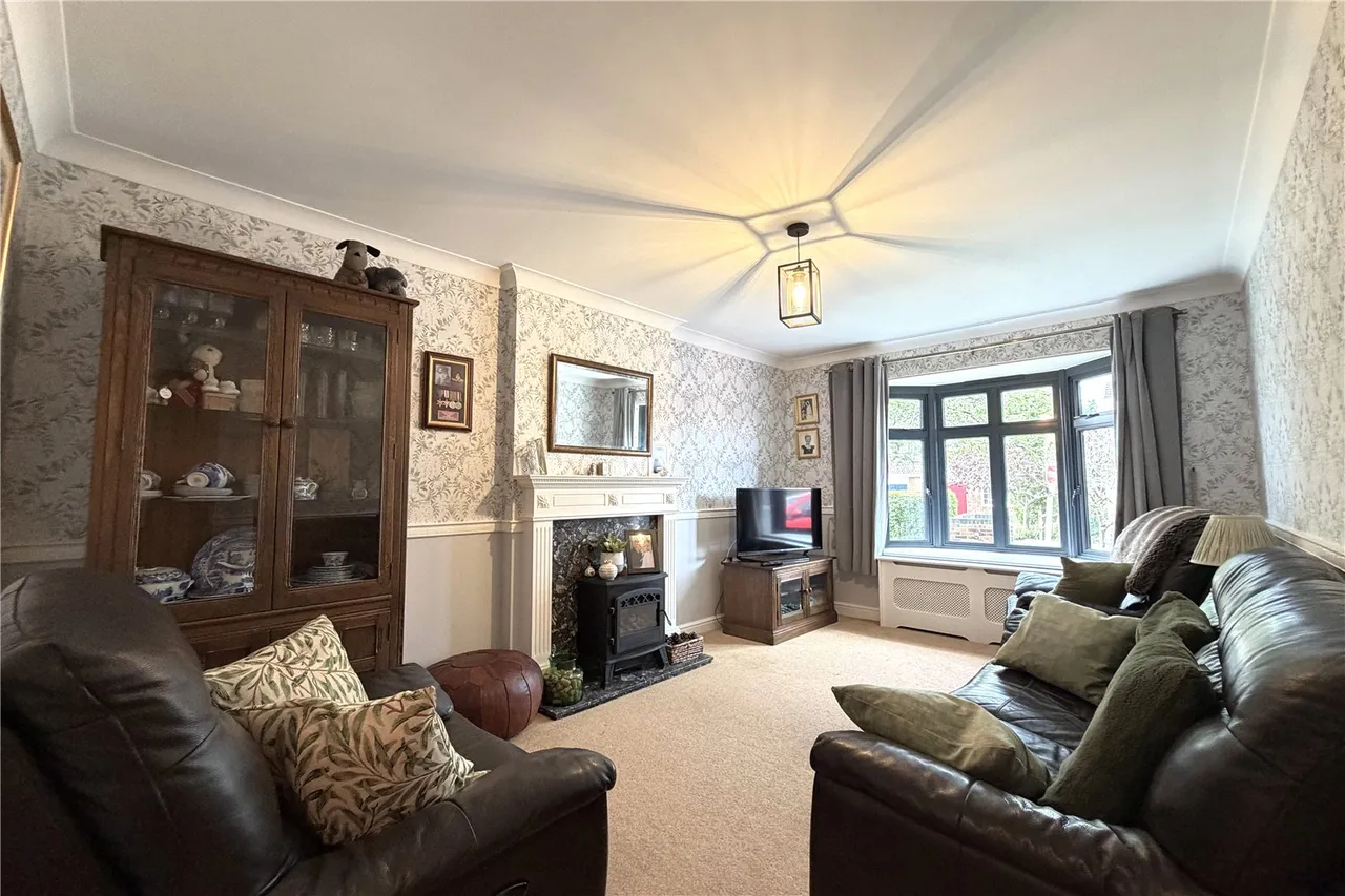 Oaklea, Ash Vale, Surrey, GU12 5HP, photo 5