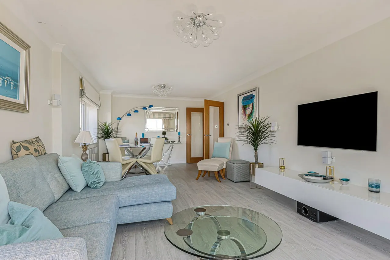 Chine Crescent Road, Bournemouth, photo 4