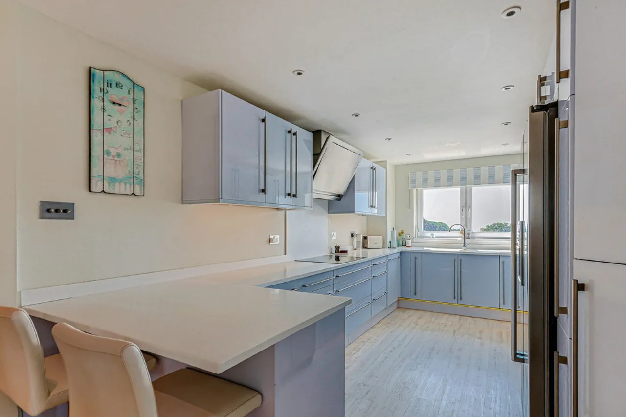 Chine Crescent Road, Bournemouth, photo 5