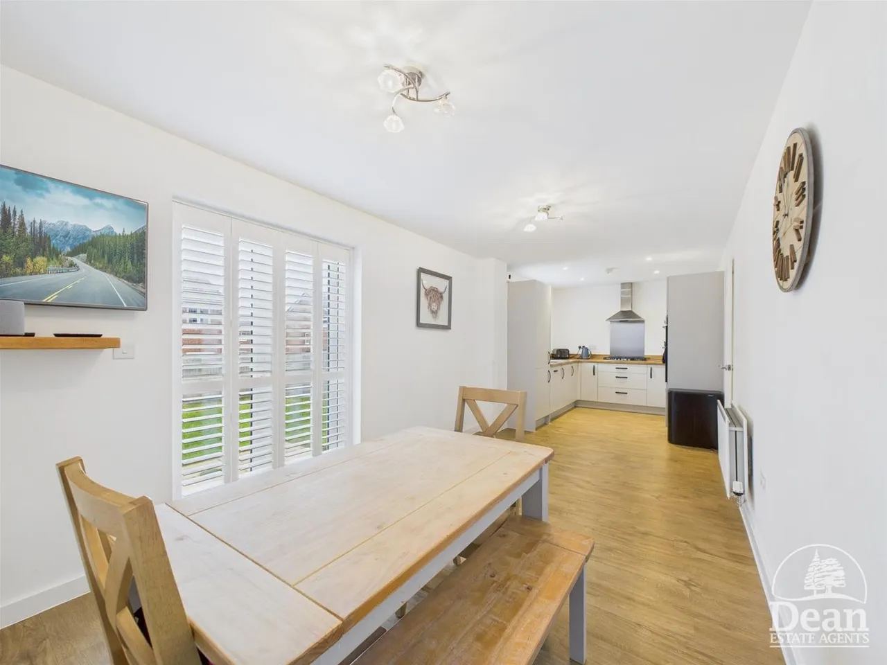 Snowdrop Crescent, Lydney, photo 3