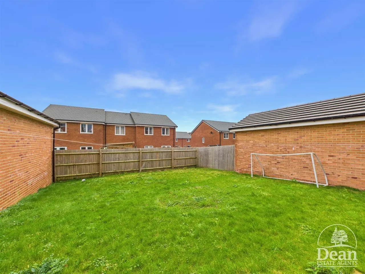 Snowdrop Crescent, Lydney, photo 22