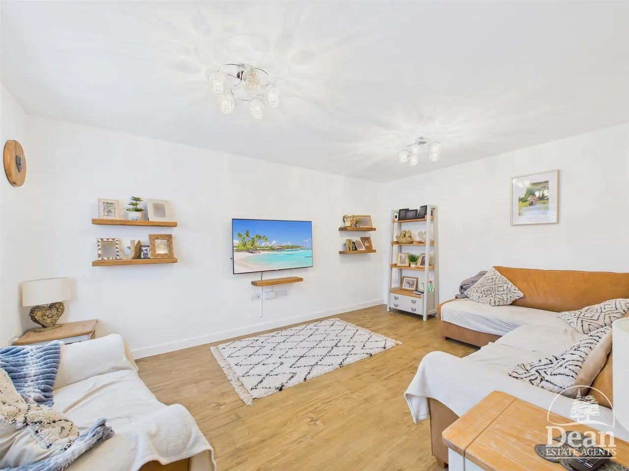 Snowdrop Crescent, Lydney, photo 5