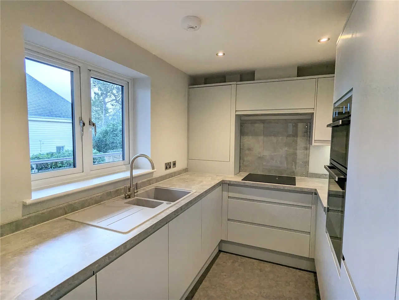 Delhi Close, Lower Parkstone, Poole, Dorset, BH14, photo 3