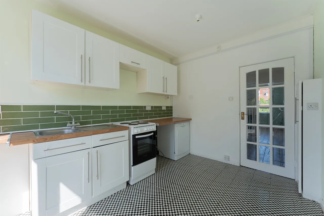 Beresford Road, Wallasey, photo 6