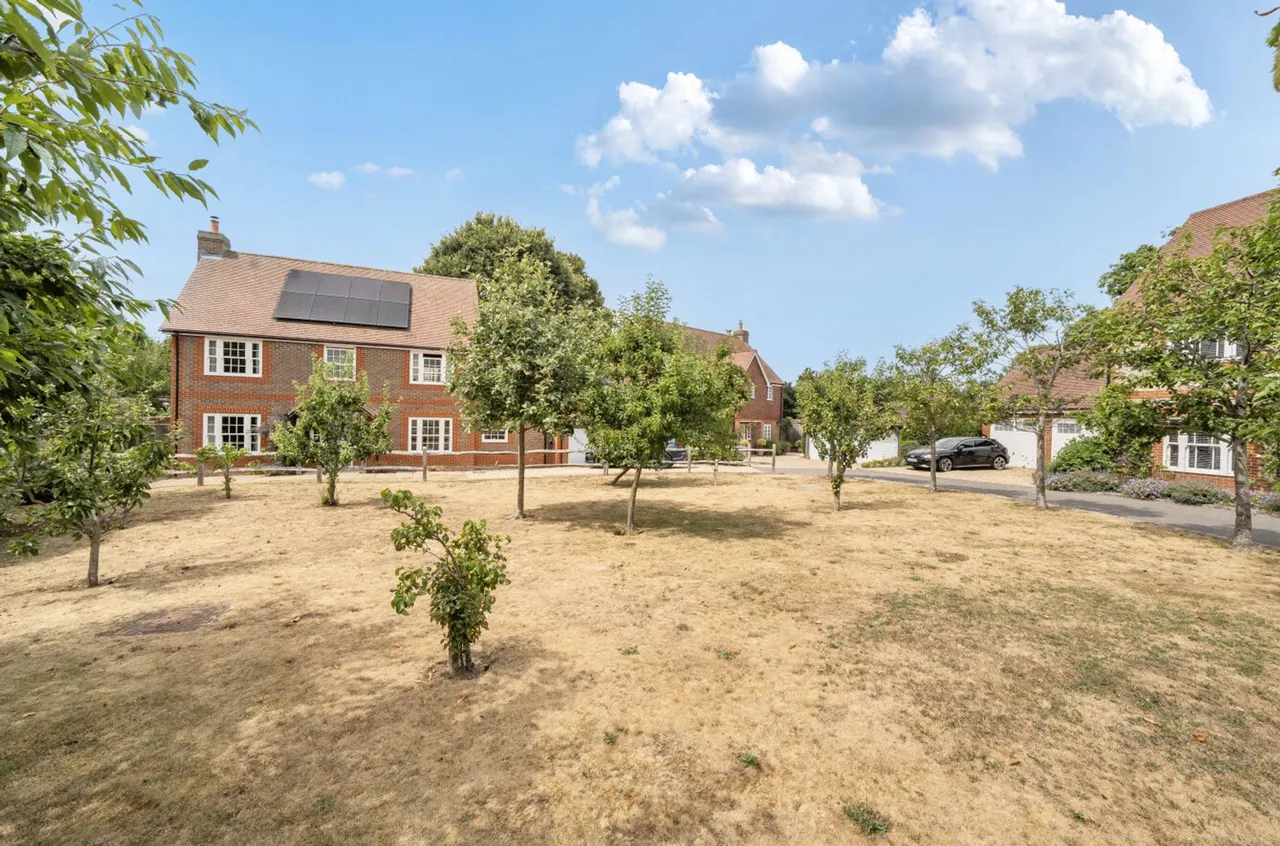 Holly Tree Grove, Walberton, BN18, photo 22