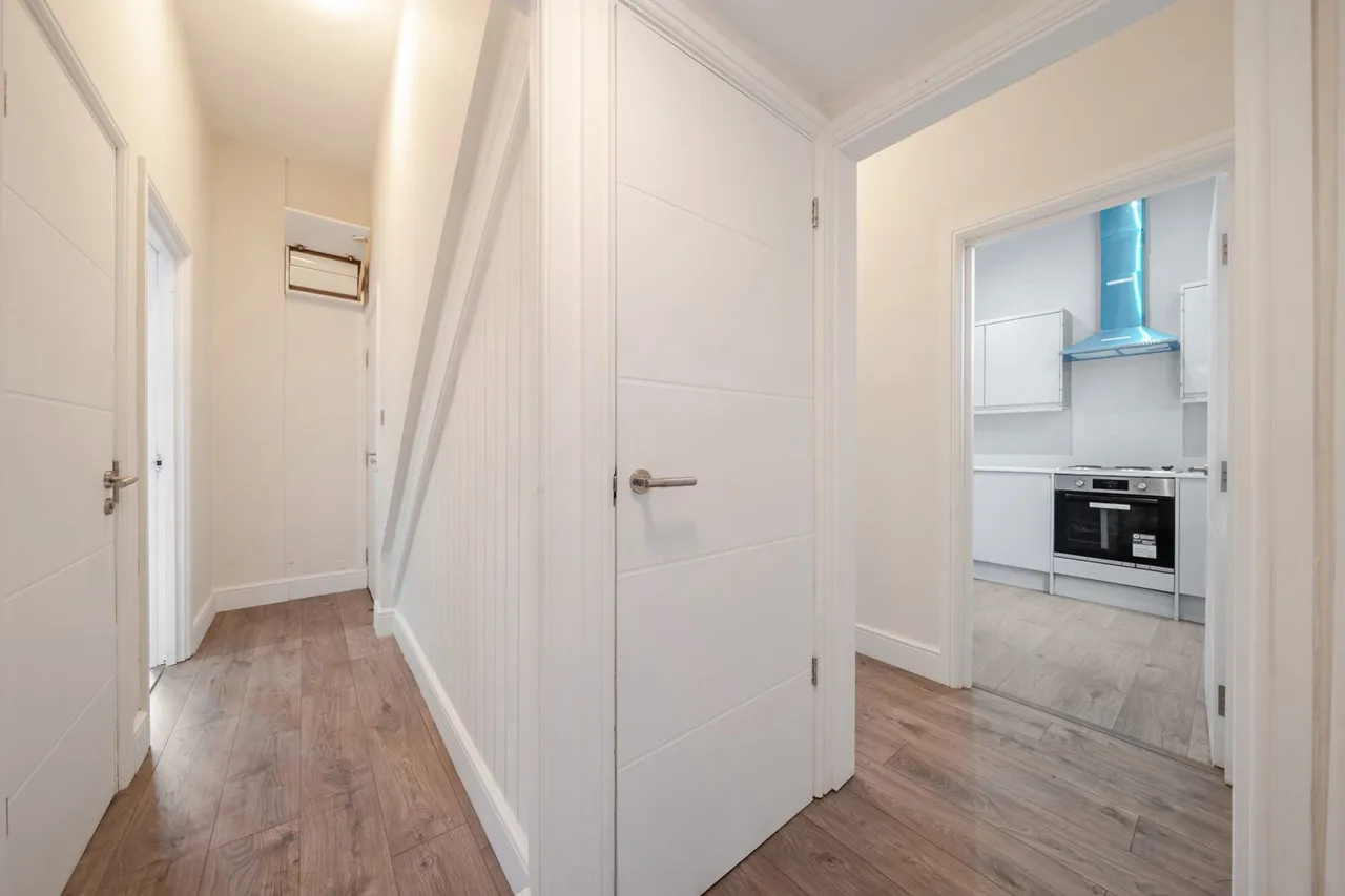 Broadfield Road, SE6, photo 9