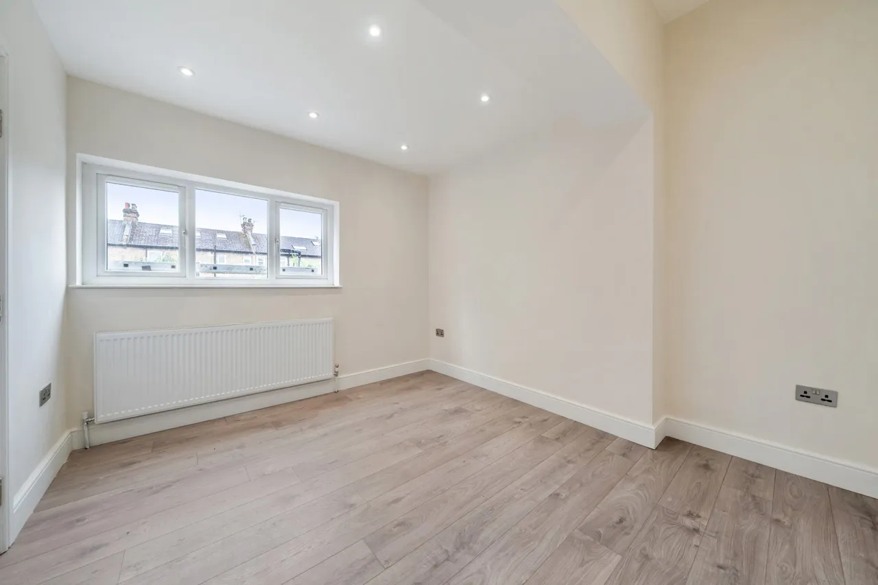 Broadfield Road, SE6, photo 8