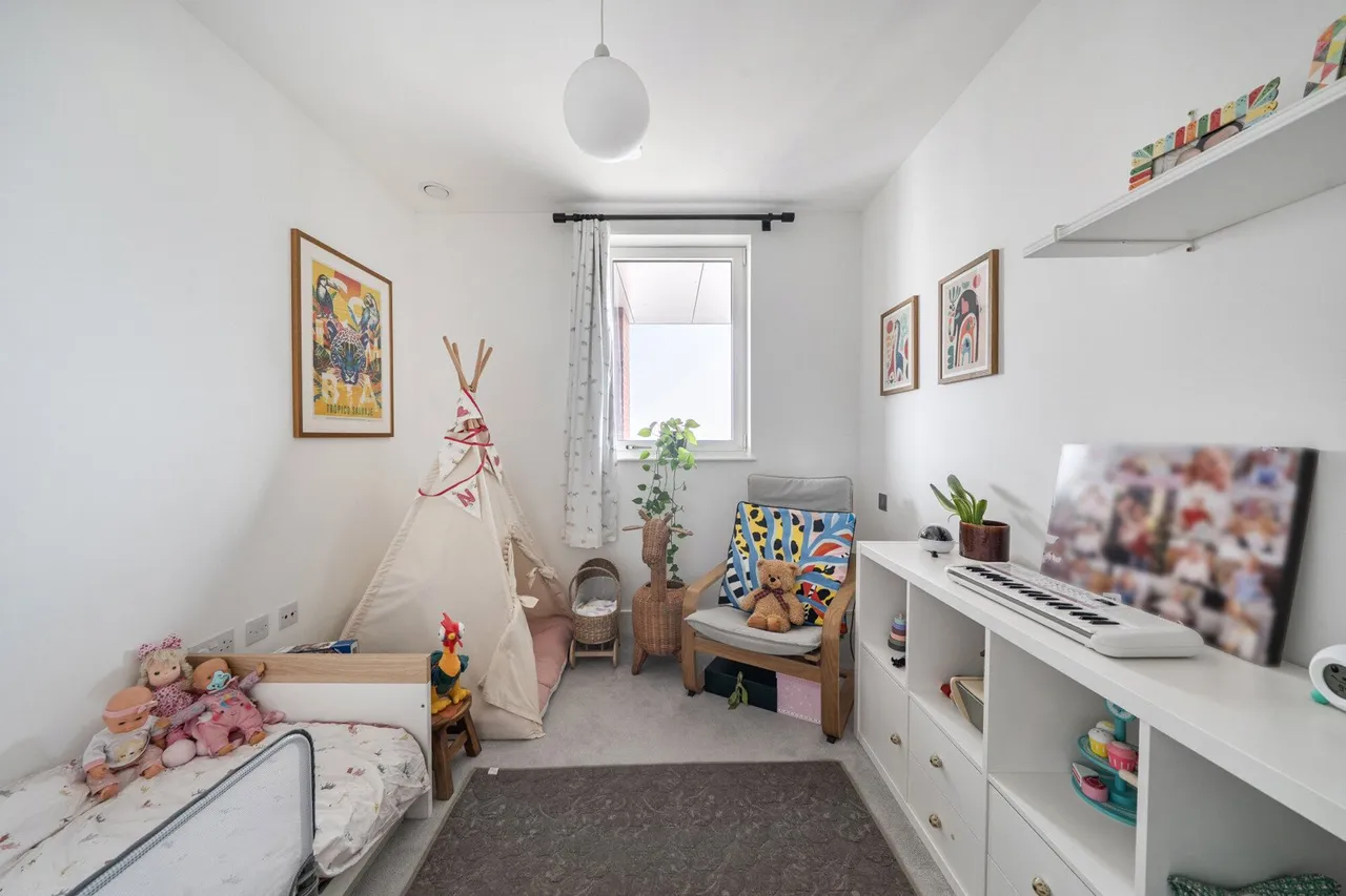 Healum Avenue, Southall Fees Apply, UB2, photo 19