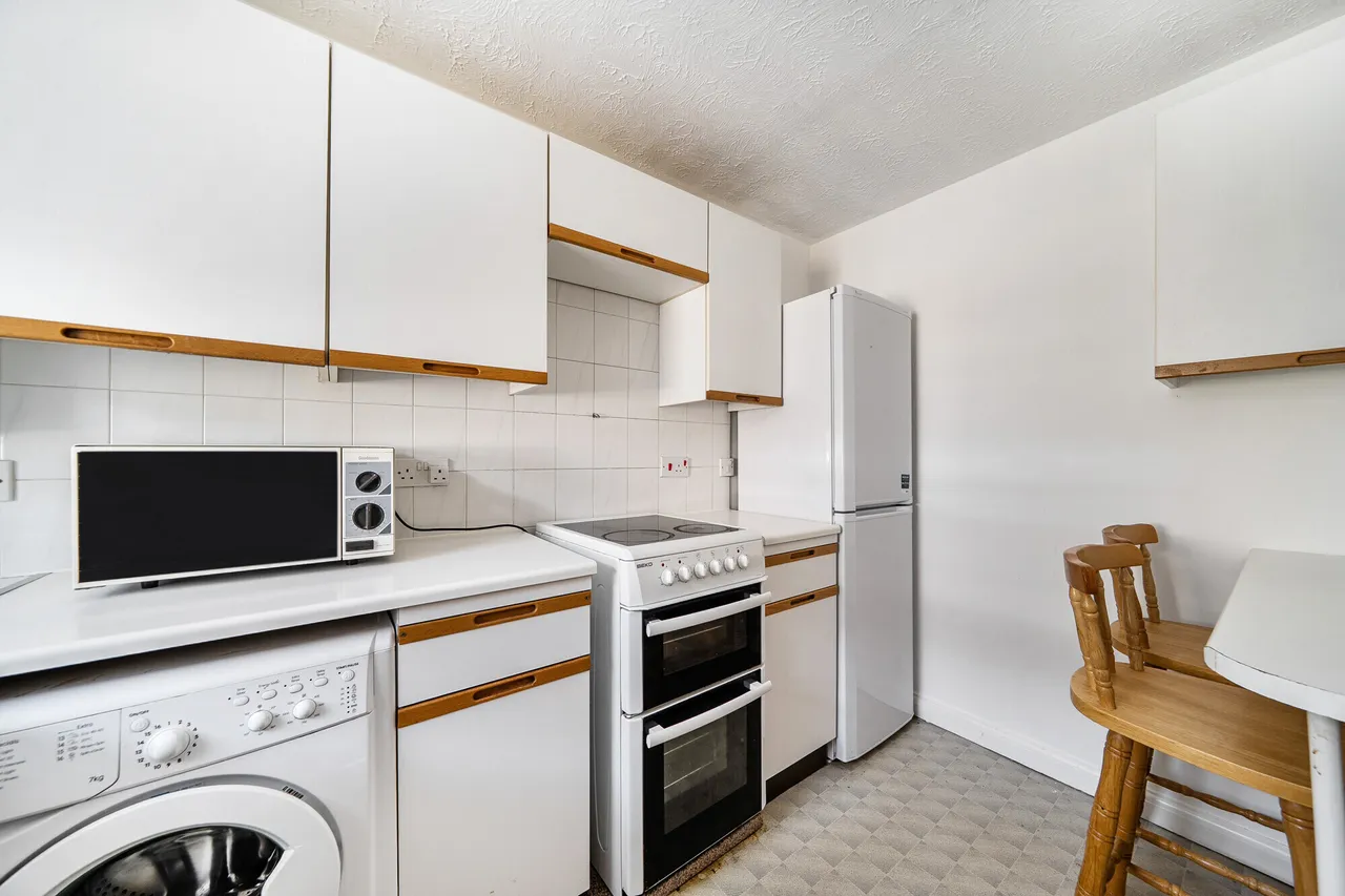 Elm Road, Redhill, RH1, photo 3