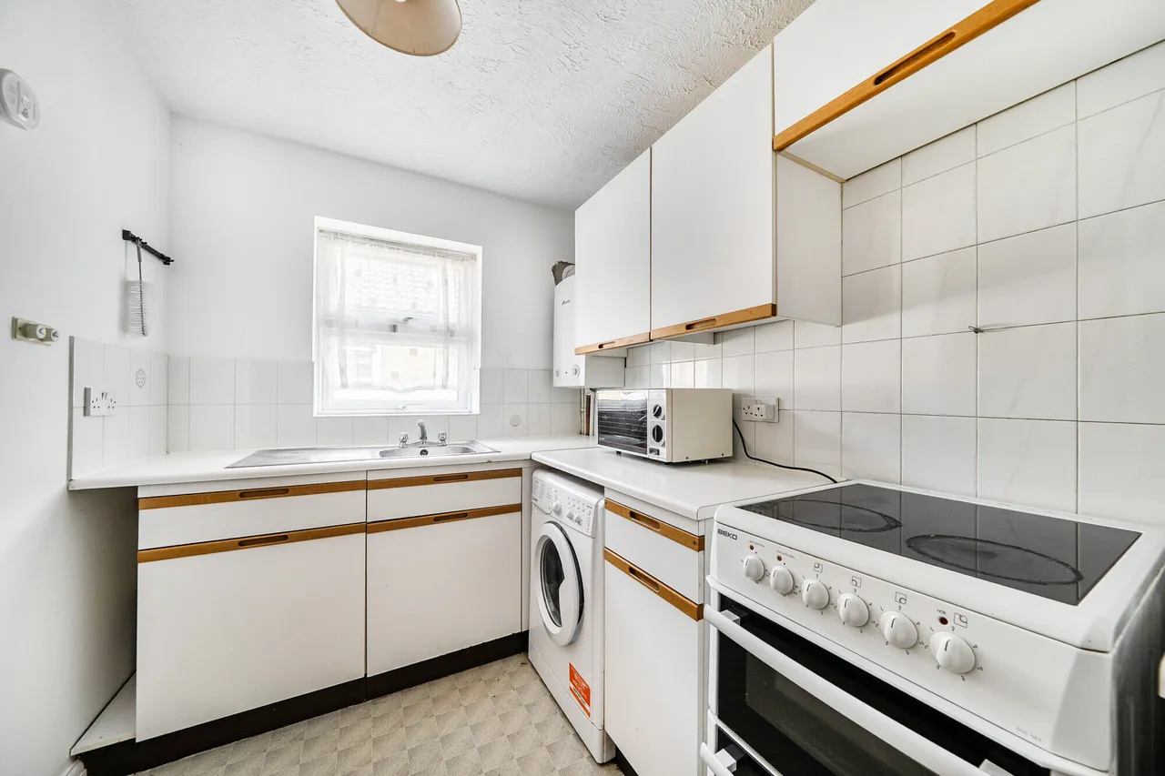 Elm Road, Redhill, RH1, photo 8