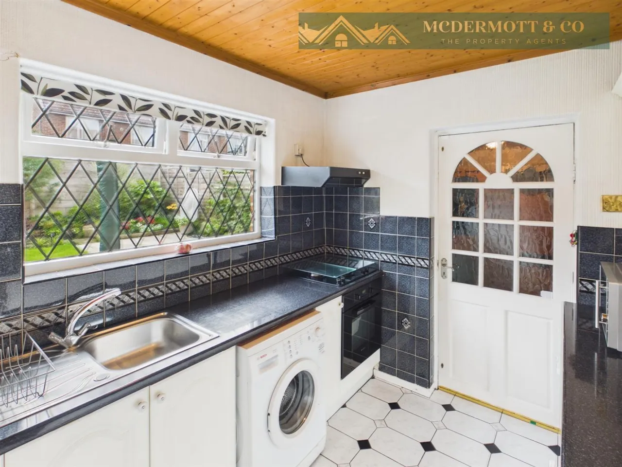 Propps Hall Drive, Failsworth, M35, photo 6