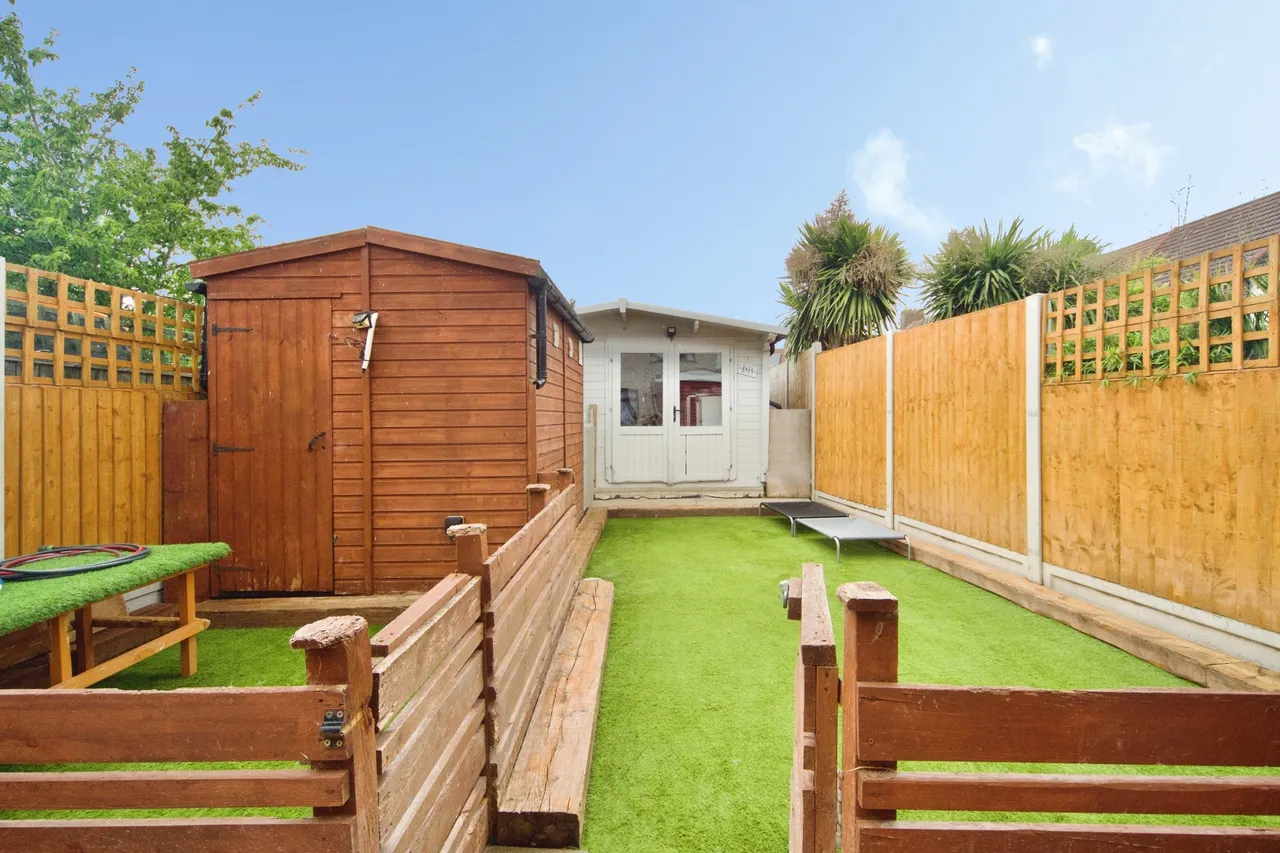 Weston Road, Dagenham, photo 2