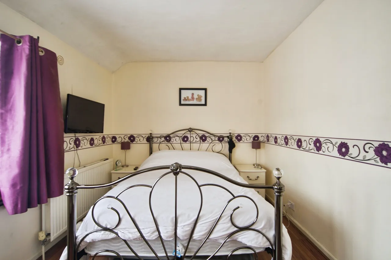 Weston Road, Dagenham, photo 12
