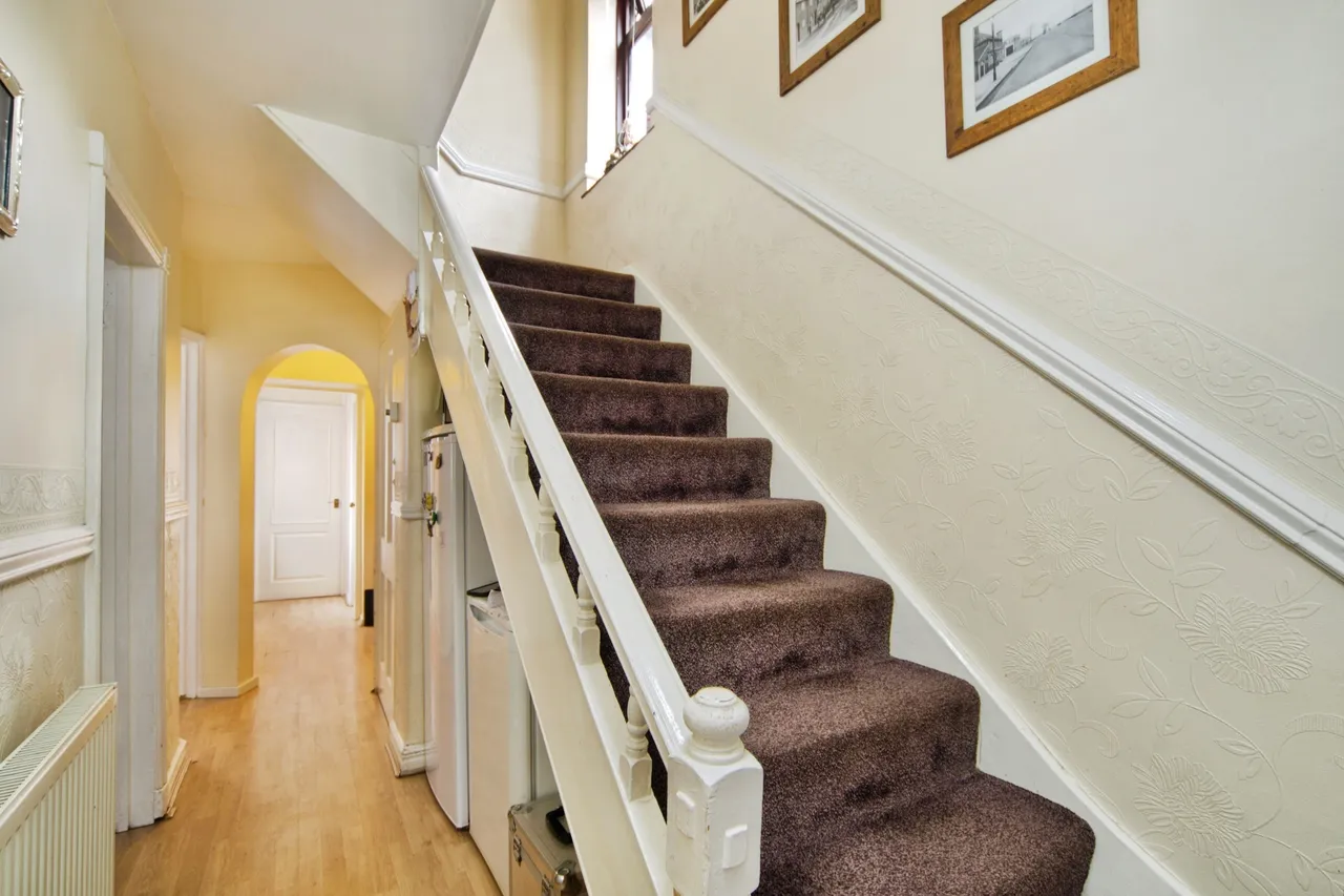 Weston Road, Dagenham, photo 11