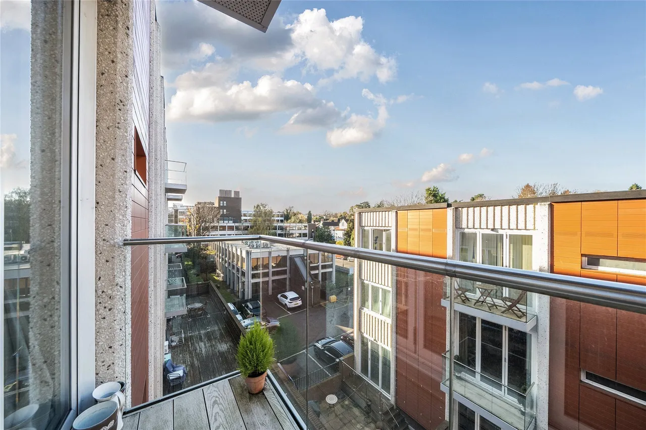Knoll Rise, Orpington, BR6, photo 4