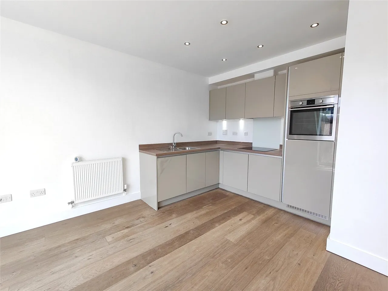 Knoll Rise, Orpington, BR6, photo 10