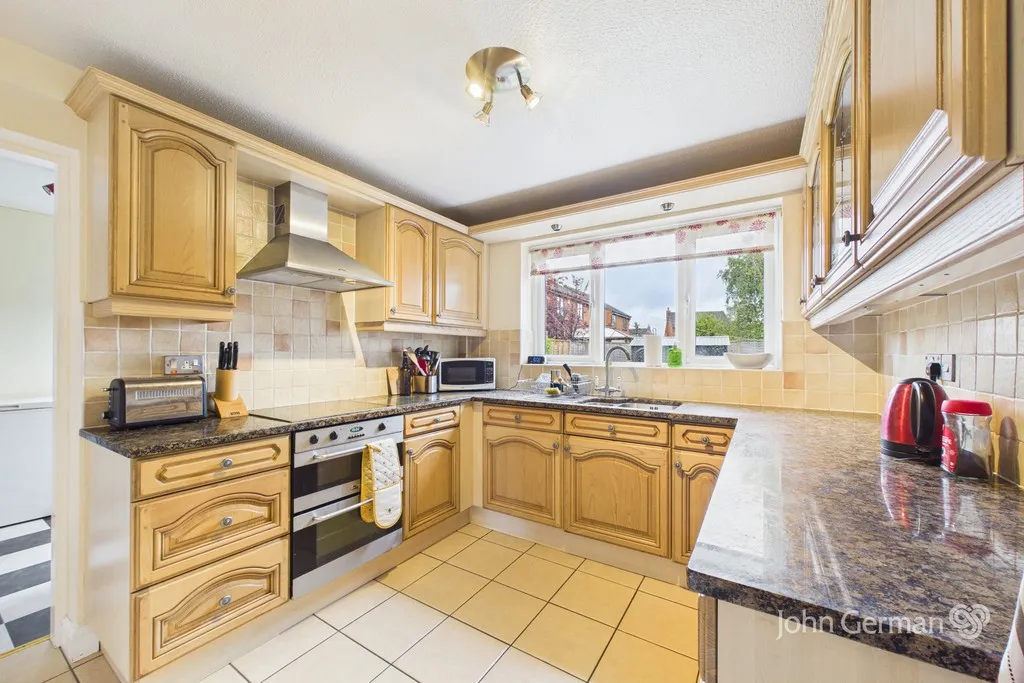 Lanes Close, Kings Bromley, photo 8