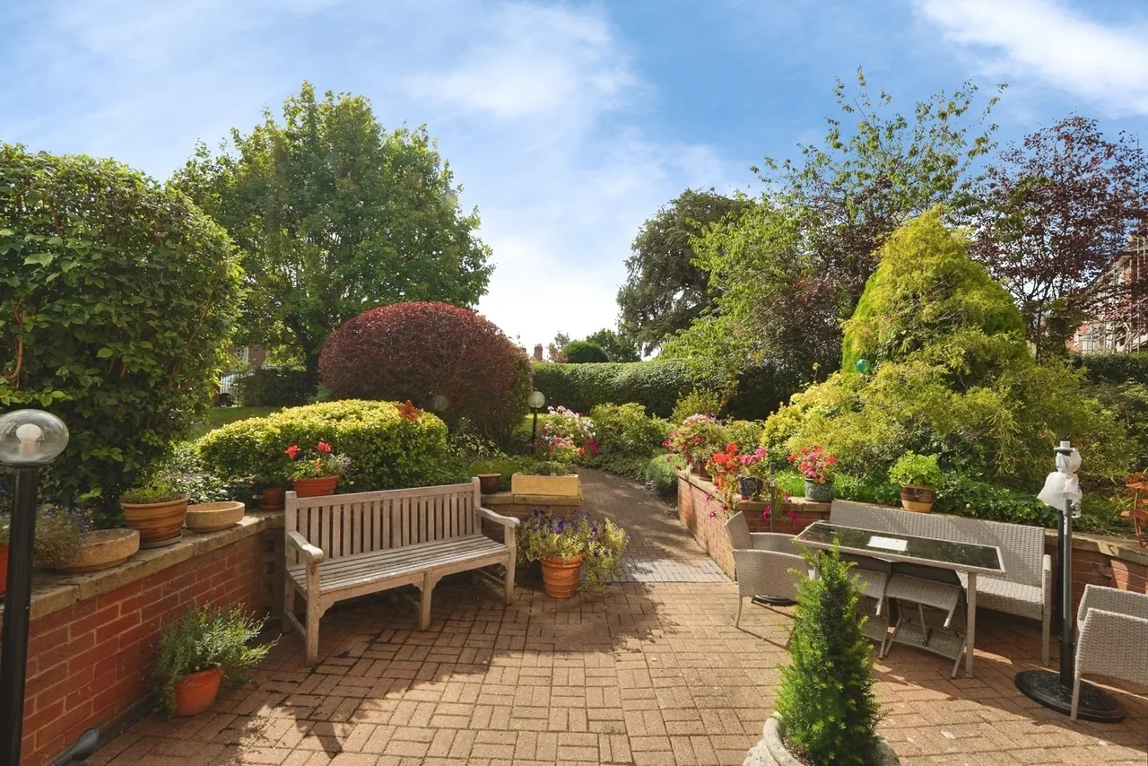 St. Georges Lane North, Worcester, WR1, photo 12