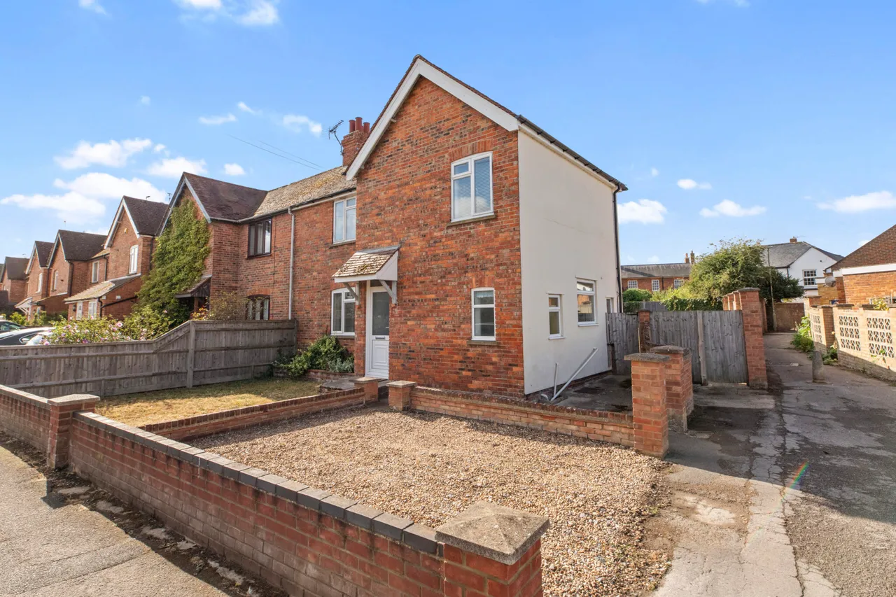 Wellington Street, Thame, OX9, photo 11
