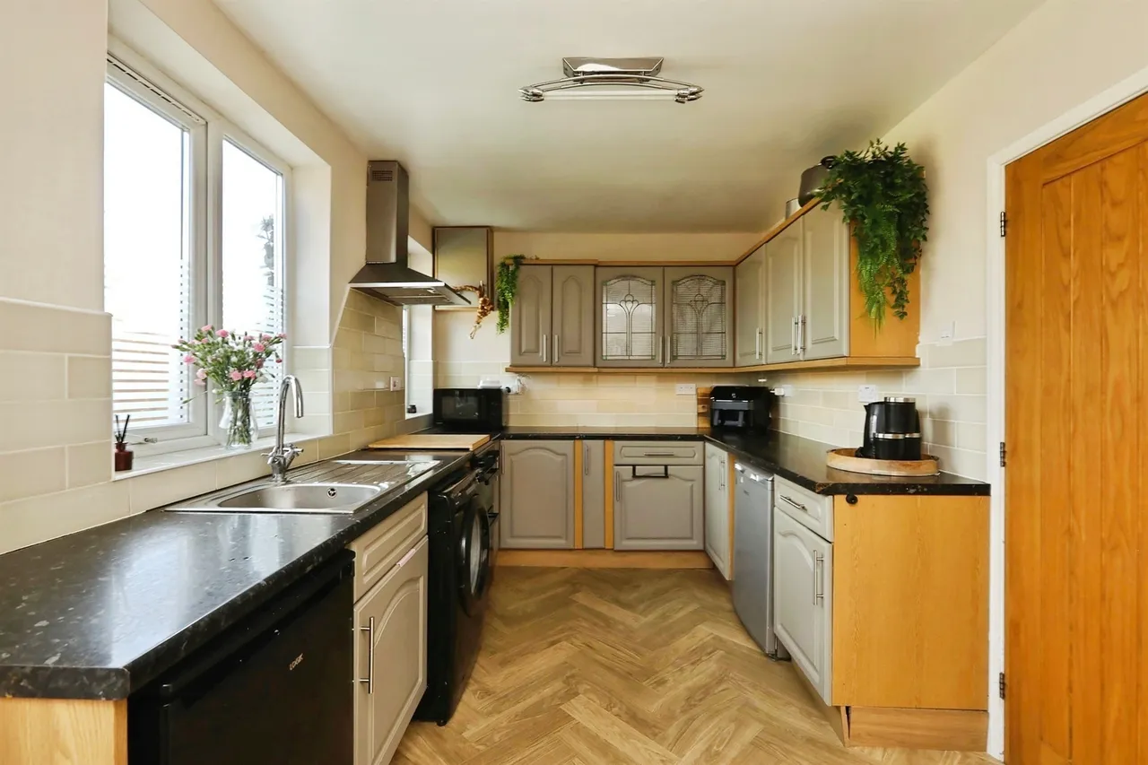 Springfield Road, Retford, photo 4