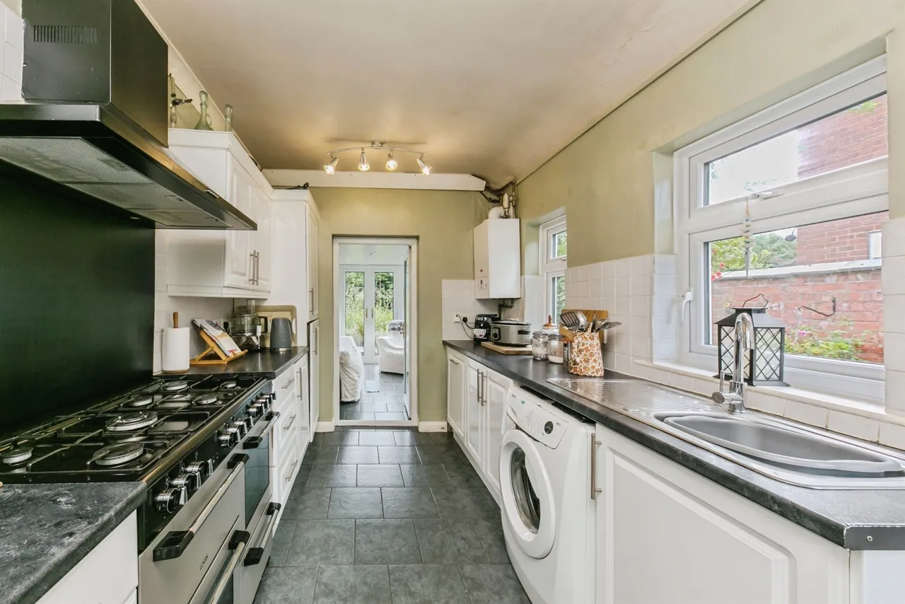 St. Georges Road, Winsford, photo 9