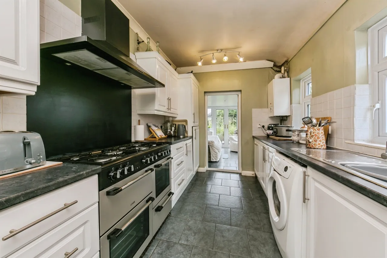 St. Georges Road, Winsford, photo 10