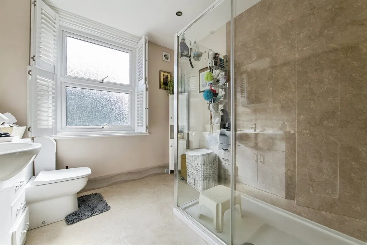 Exe Vale Terrace, Tiverton, EX16, photo 13