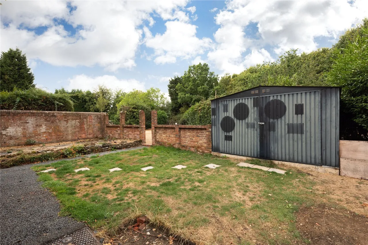 Coles Lane, Ockley, RH5, photo 14