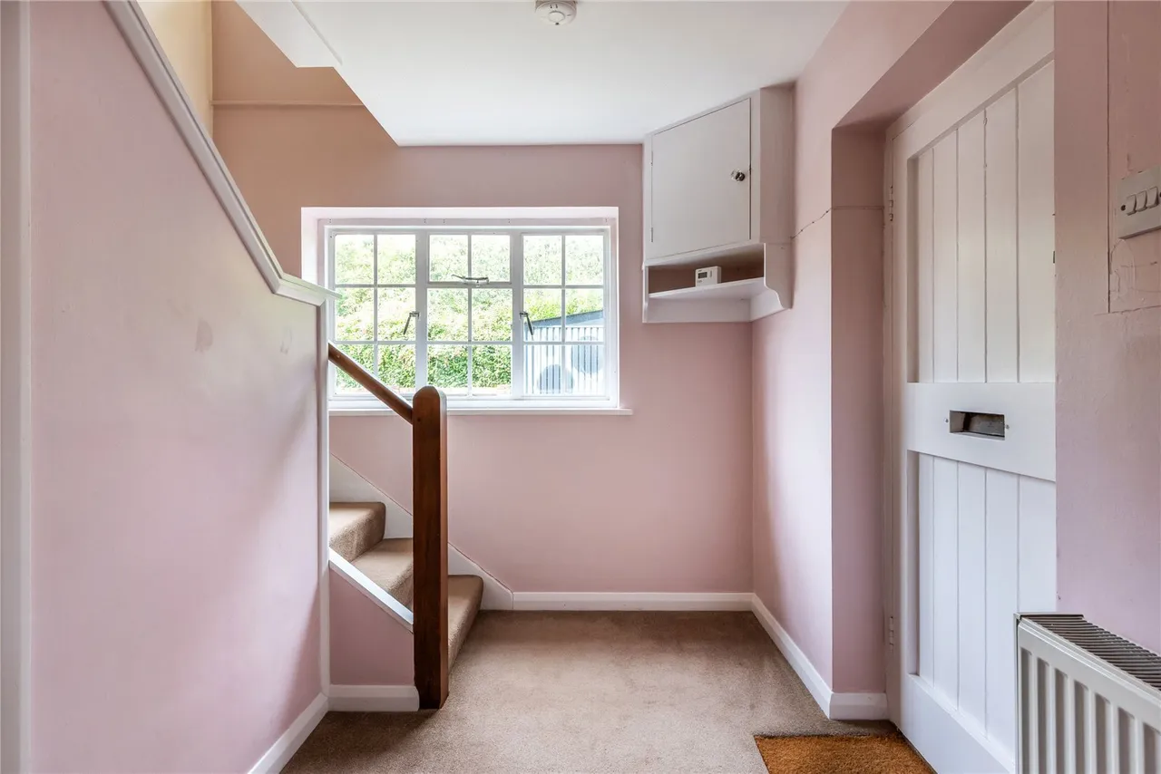 Coles Lane, Ockley, RH5, photo 13