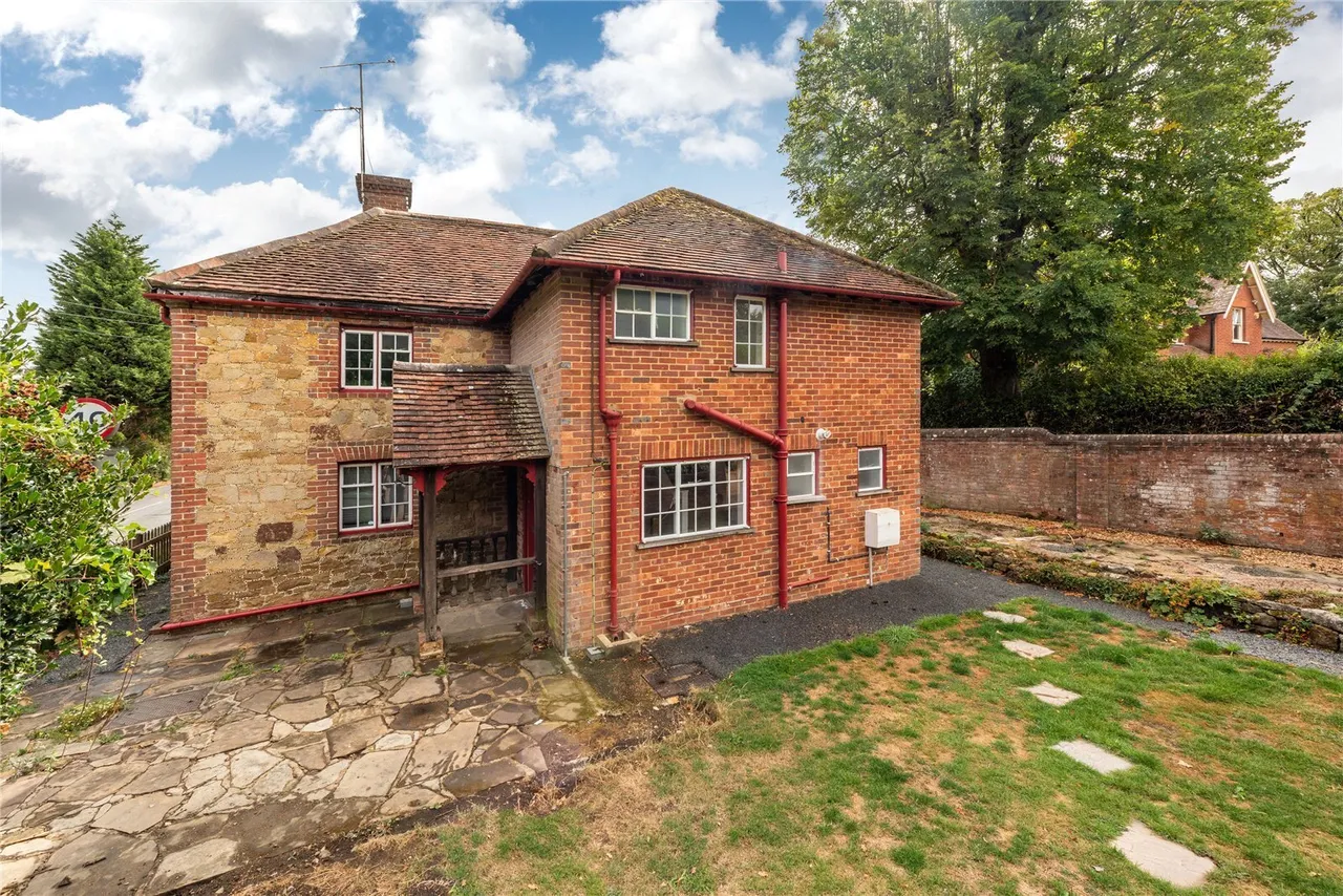 Coles Lane, Ockley, RH5, photo 4