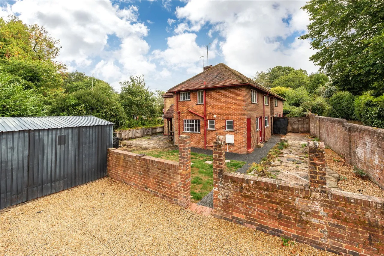 Coles Lane, Ockley, RH5, photo 11