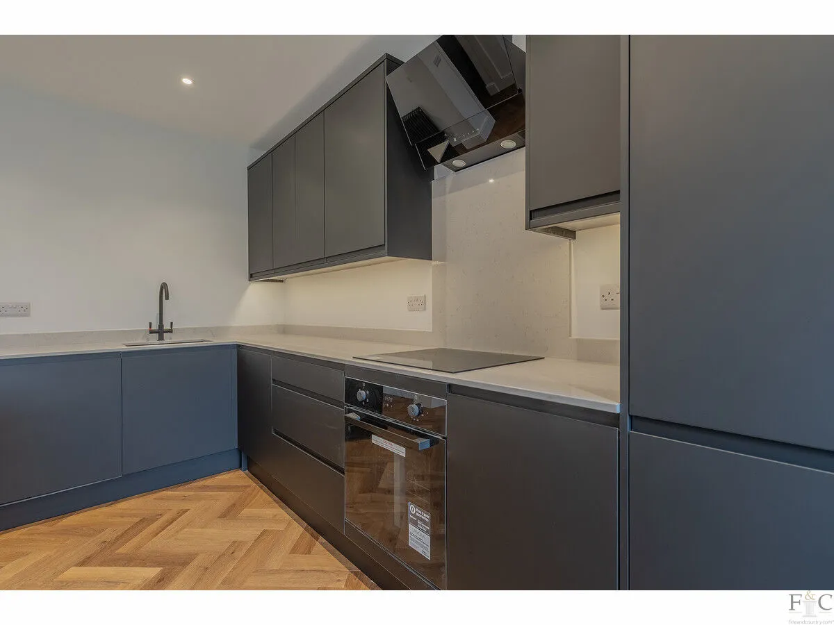 The Square, Newton Harcourt, LE8, photo 10